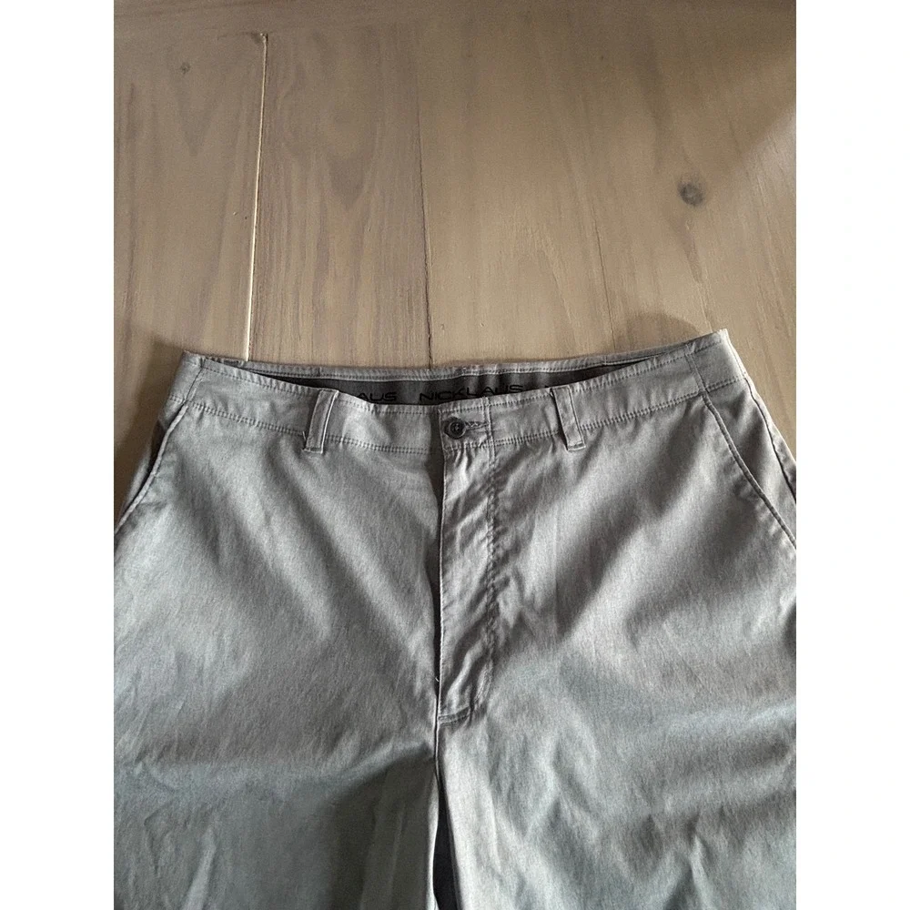 Nicklaus Mens Gray Golf Shorts Size 34 Stretch Flat Front Activewear‎ TA178